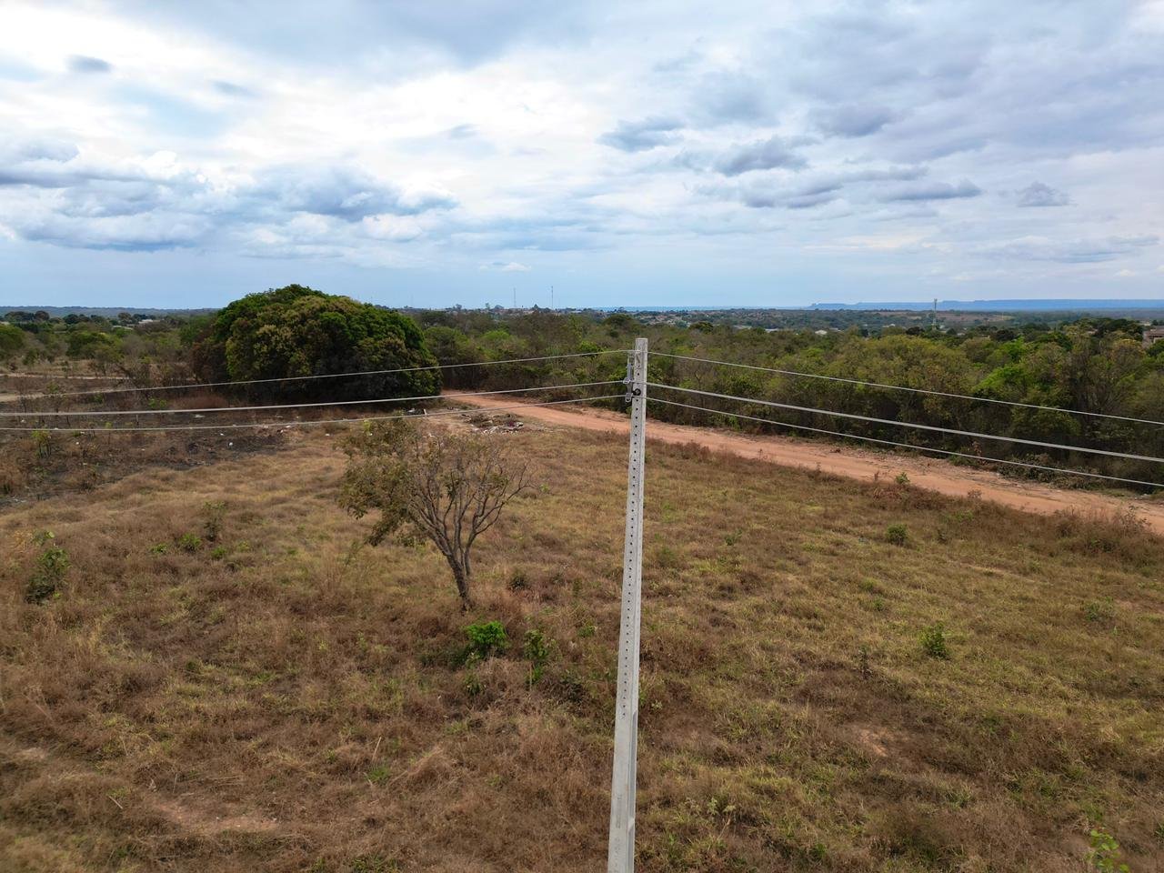 Instalações de energia elétrica e água encanada chegam no bairro Josino Valente